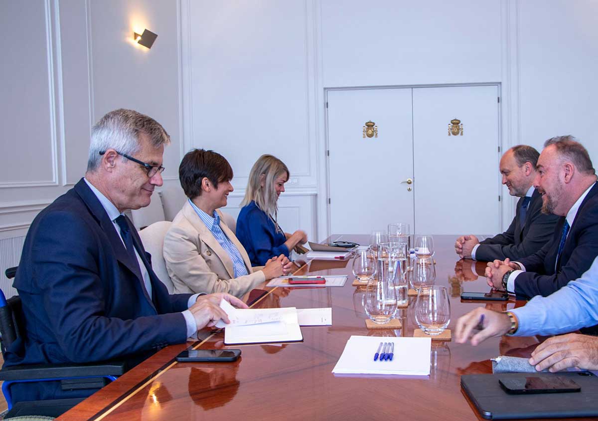 El Registro de Demandantes de Vivienda y Suelo de CONCOVI se reúne con Isabel Rodríguez, ministra de Vivienda y Agenda Urbana